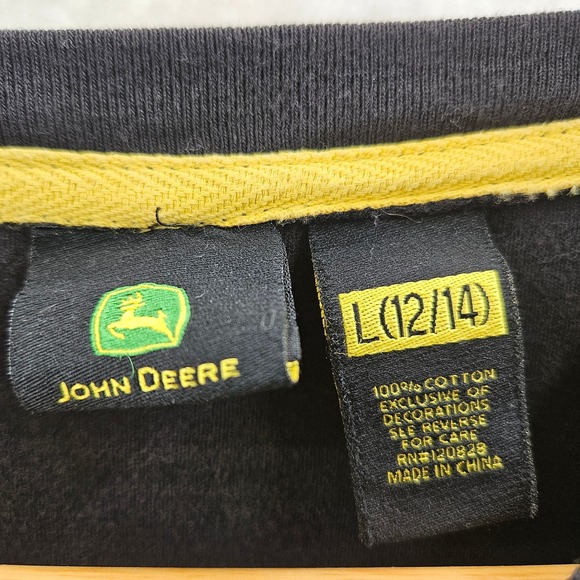 John Deere Kids Large‎ Long Sleeve Shirt Tractor Graphic Tee Black 100% Cotton - Picture 3 of 4